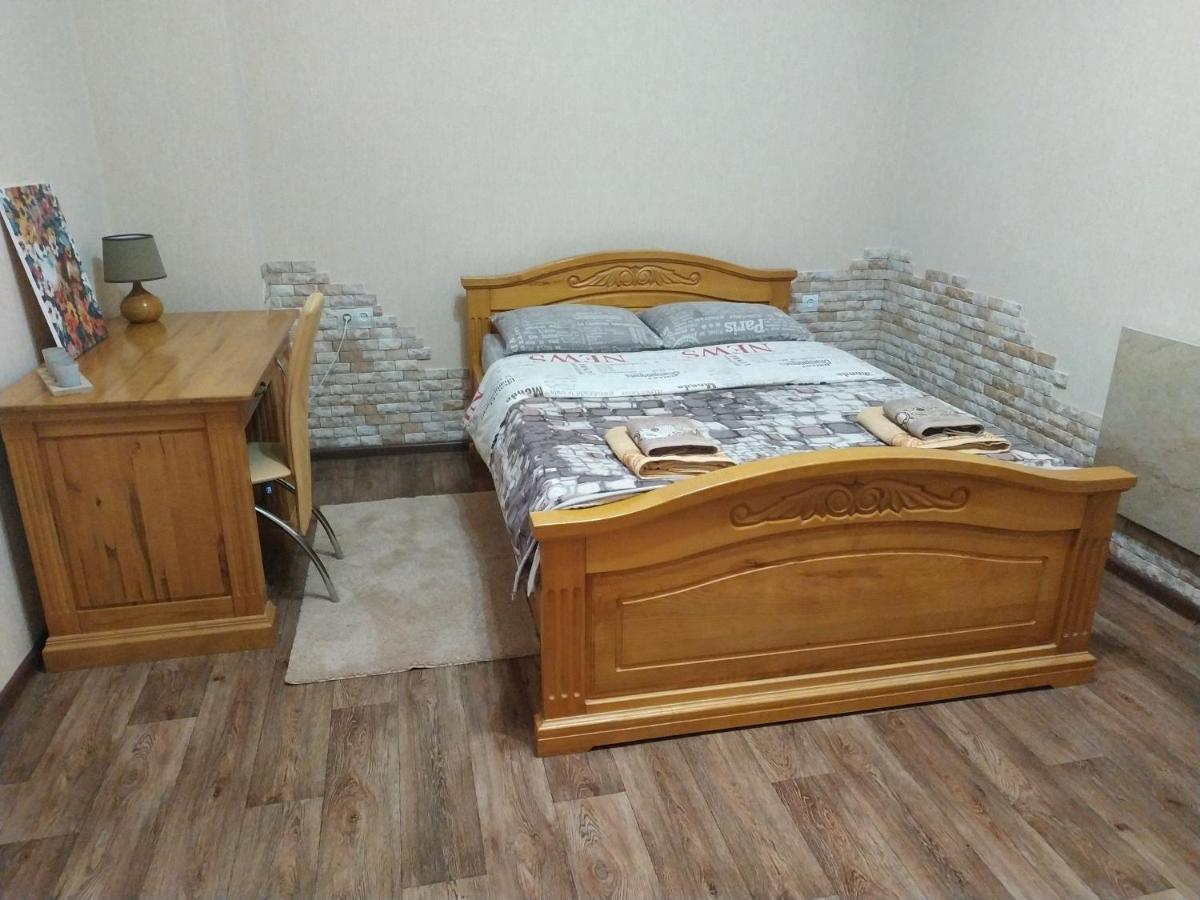 Apartment In The Center Of Old Town Kamieniec Podolski Zewnętrze zdjęcie