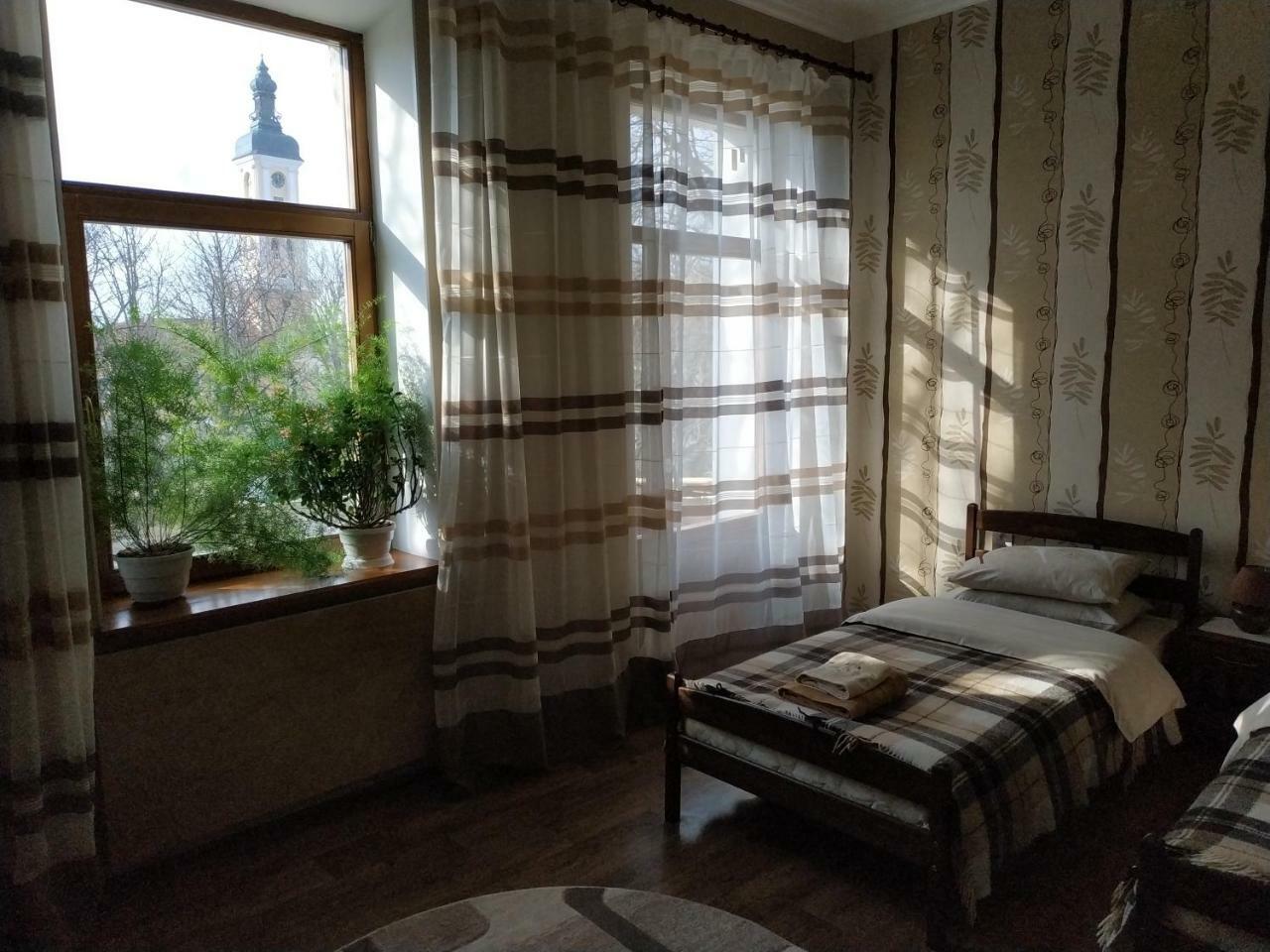 Apartment In The Center Of Old Town Kamieniec Podolski Zewnętrze zdjęcie